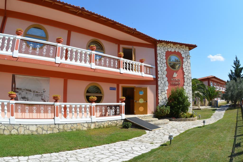Petros Italos Néos Marmarás Exterior foto
